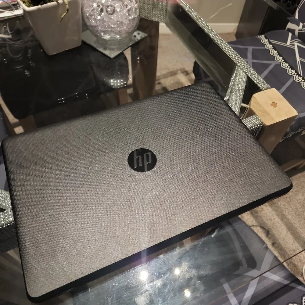 Laptop
